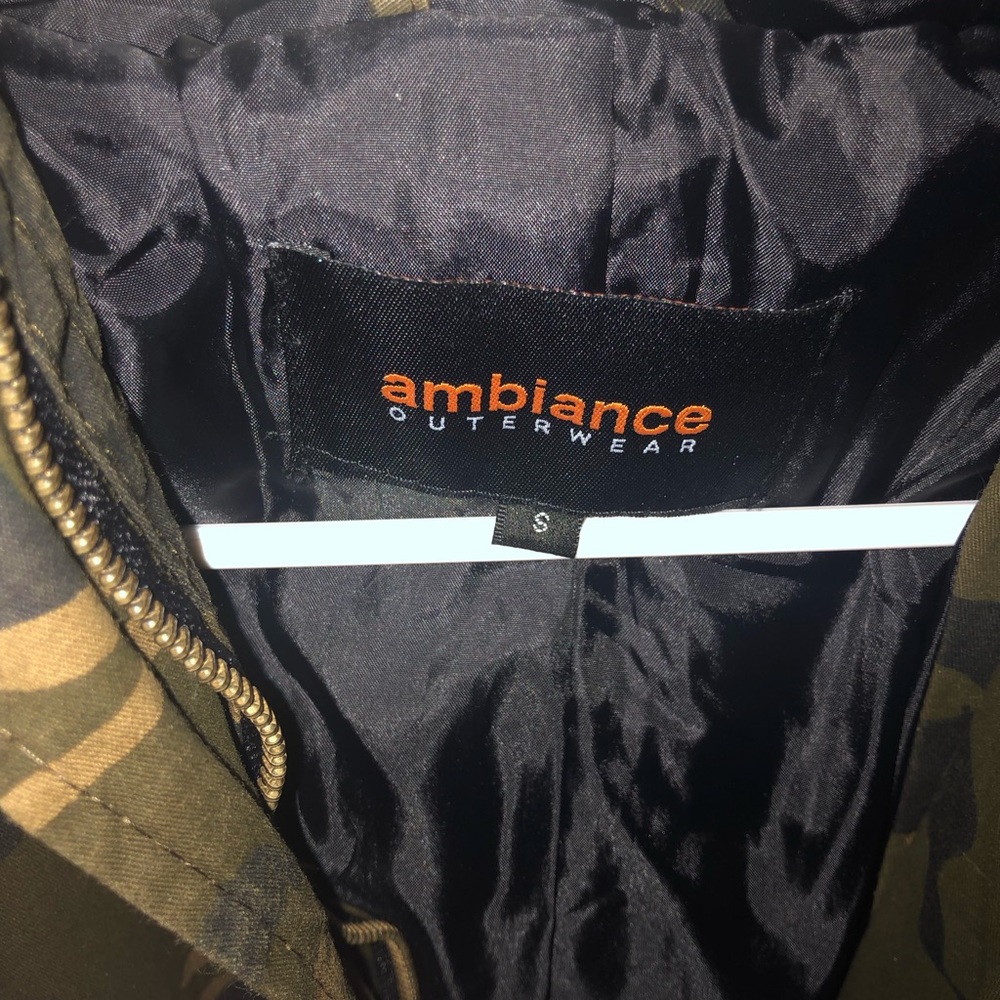 Small camo jacket! - Picture 2 of 4